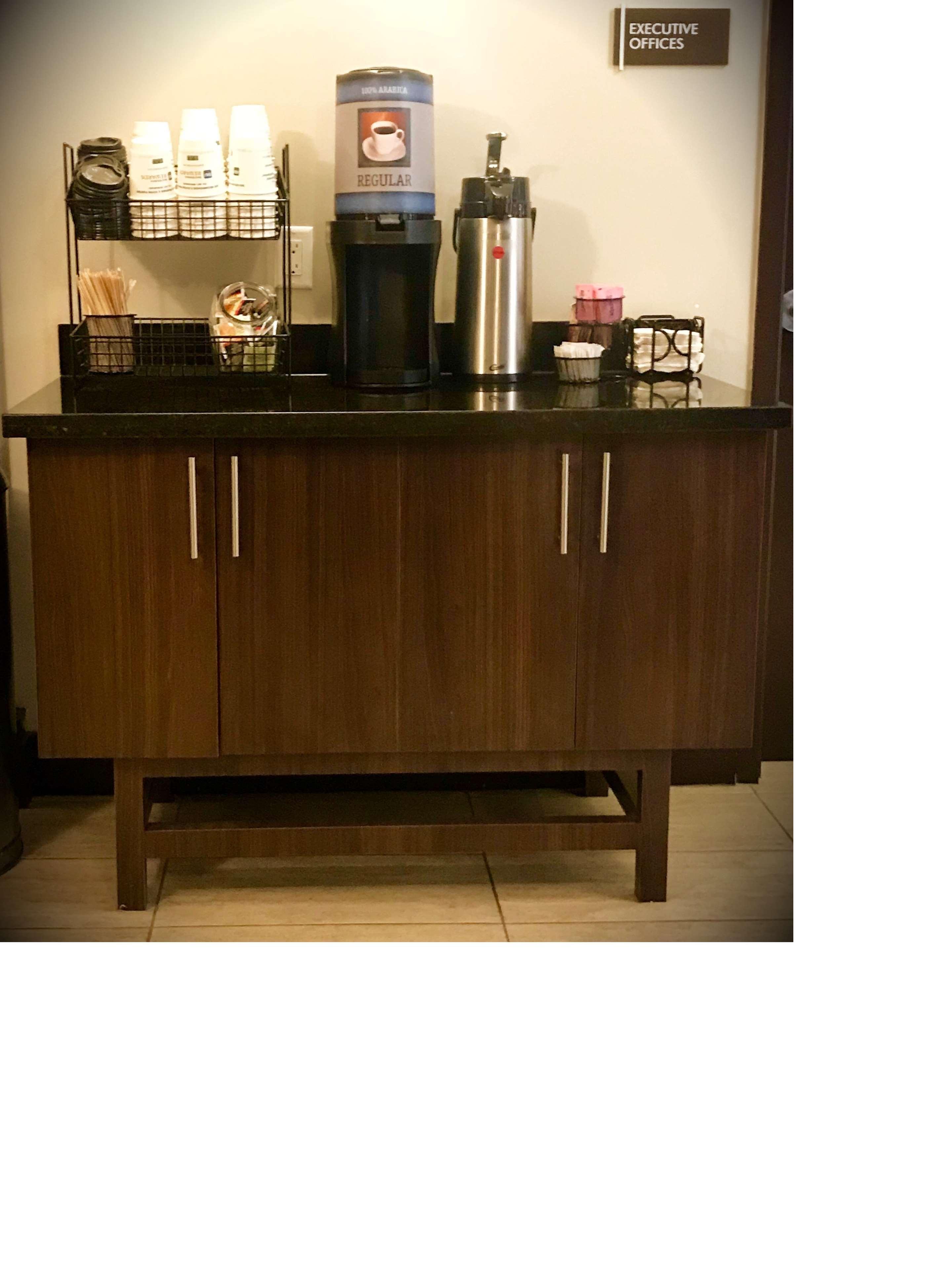 Best Western Plus Pitt Meadows Inn & Suites Εξωτερικό φωτογραφία
