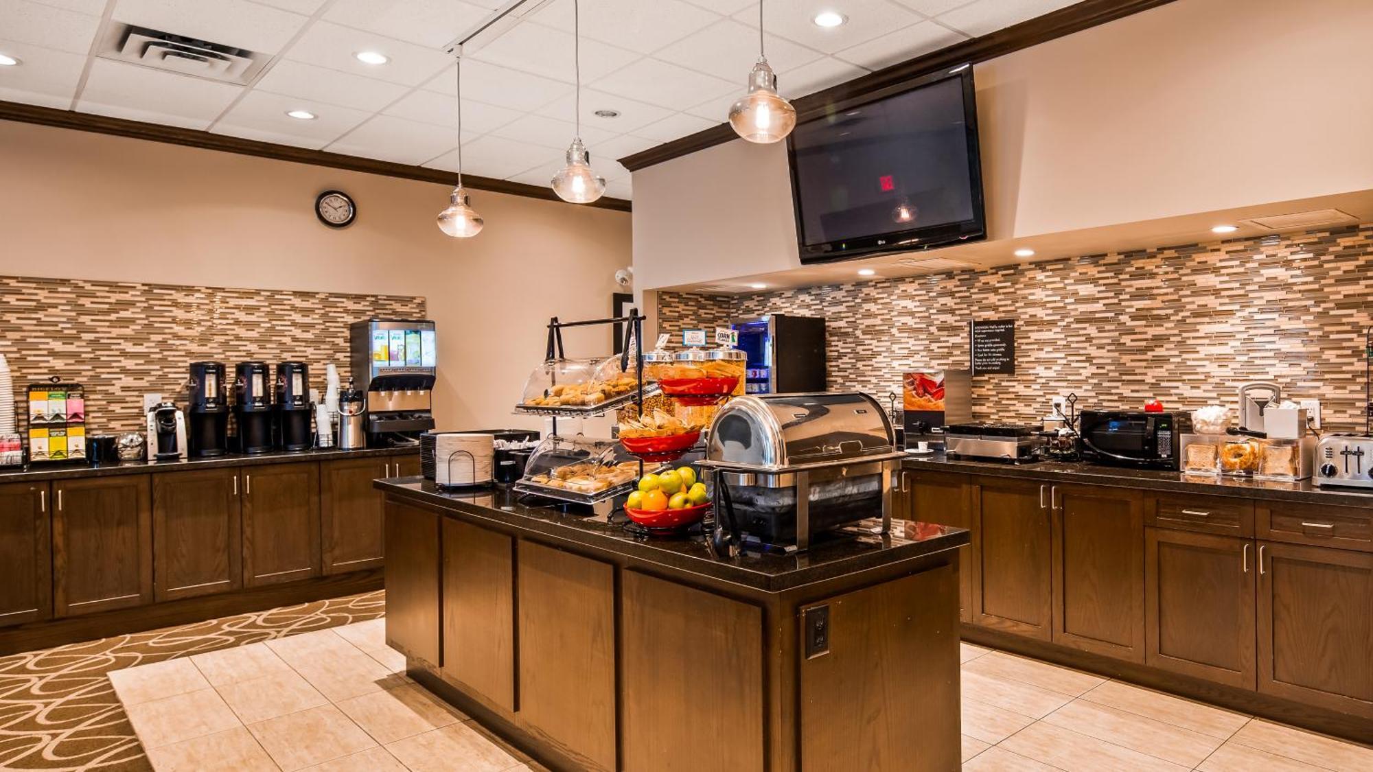 Best Western Plus Pitt Meadows Inn & Suites Εξωτερικό φωτογραφία