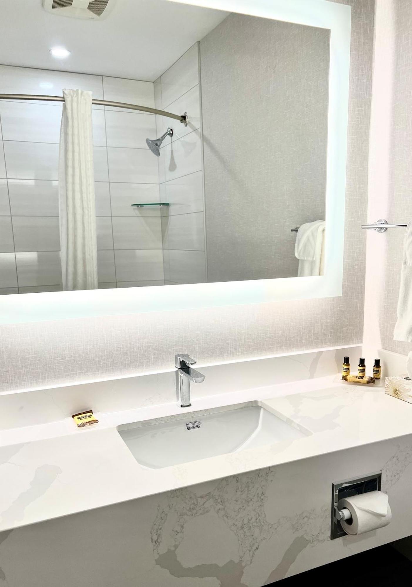 Best Western Plus Pitt Meadows Inn & Suites Εξωτερικό φωτογραφία