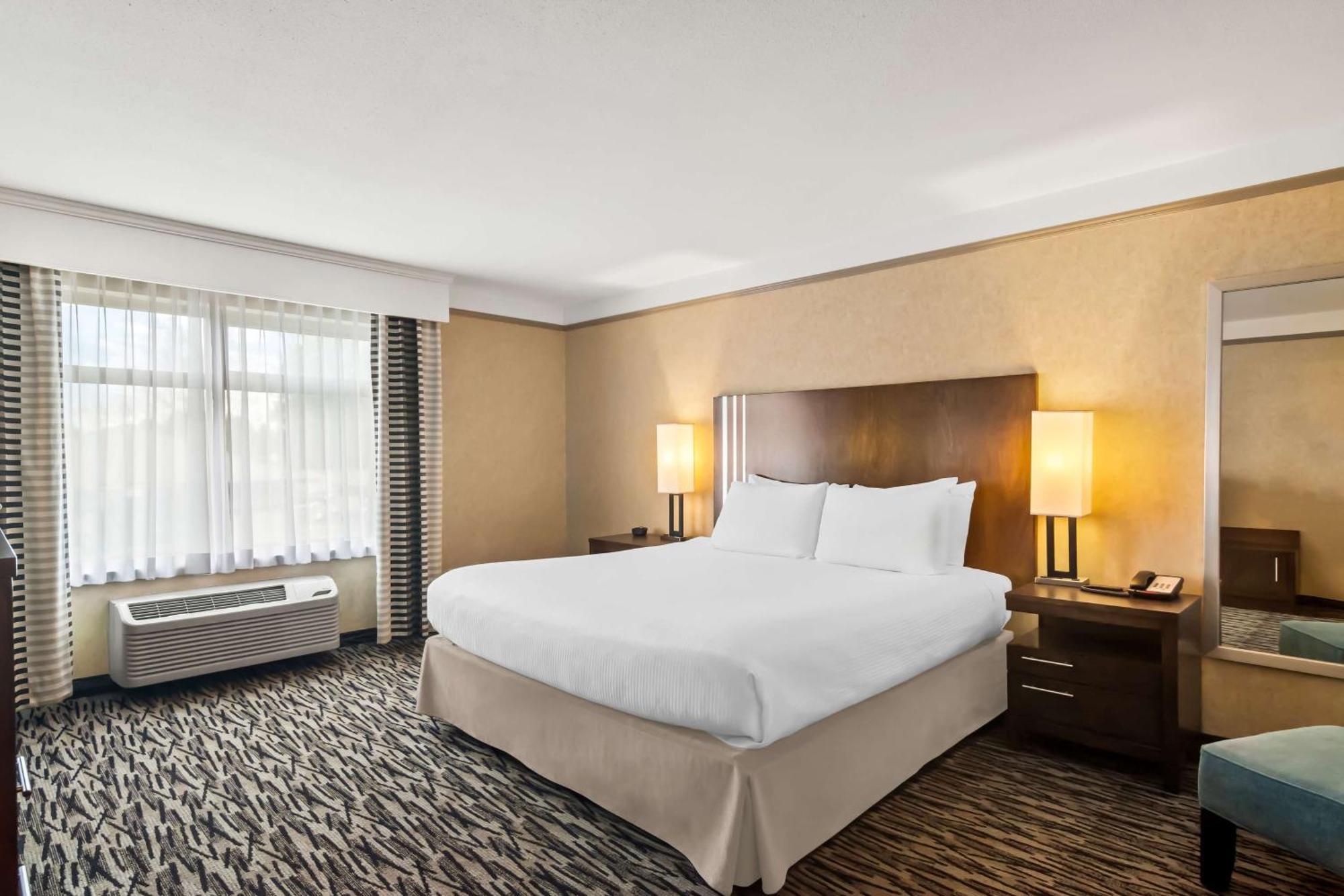 Best Western Plus Pitt Meadows Inn & Suites Εξωτερικό φωτογραφία