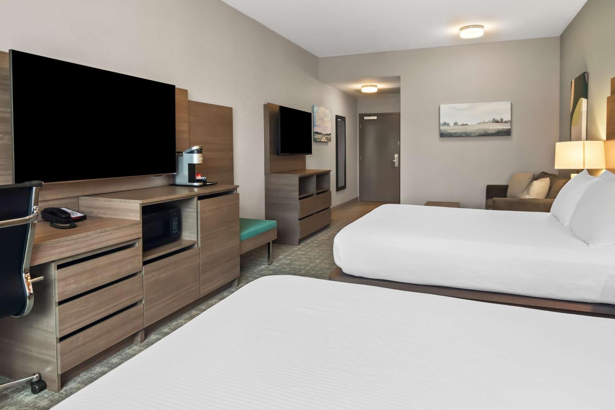 Best Western Plus Pitt Meadows Inn & Suites Εξωτερικό φωτογραφία