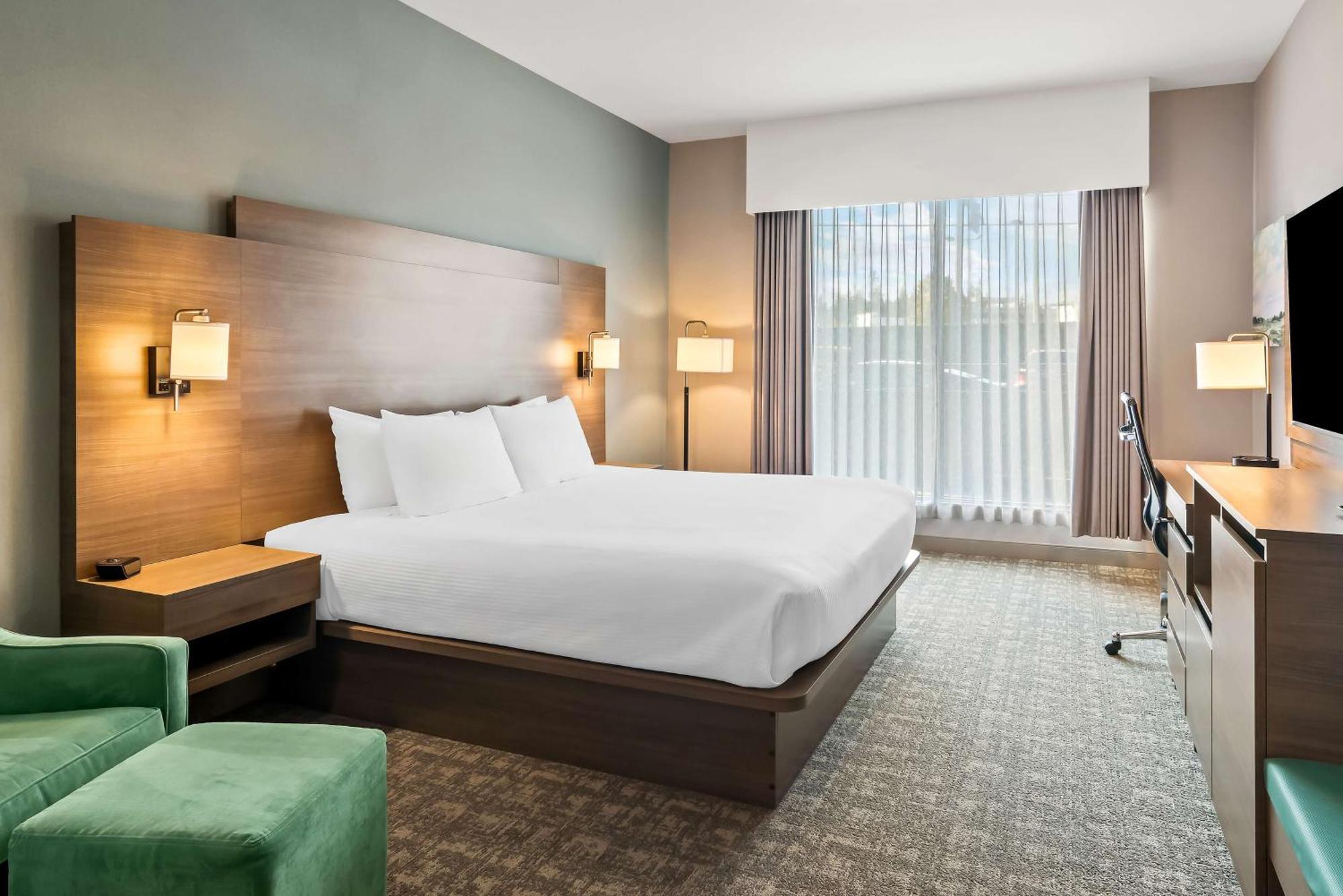 Best Western Plus Pitt Meadows Inn & Suites Εξωτερικό φωτογραφία
