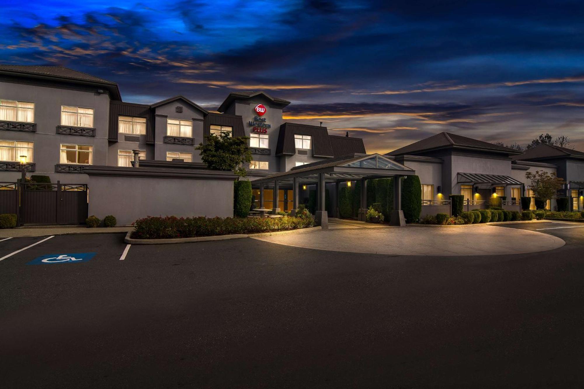 Best Western Plus Pitt Meadows Inn & Suites Εξωτερικό φωτογραφία